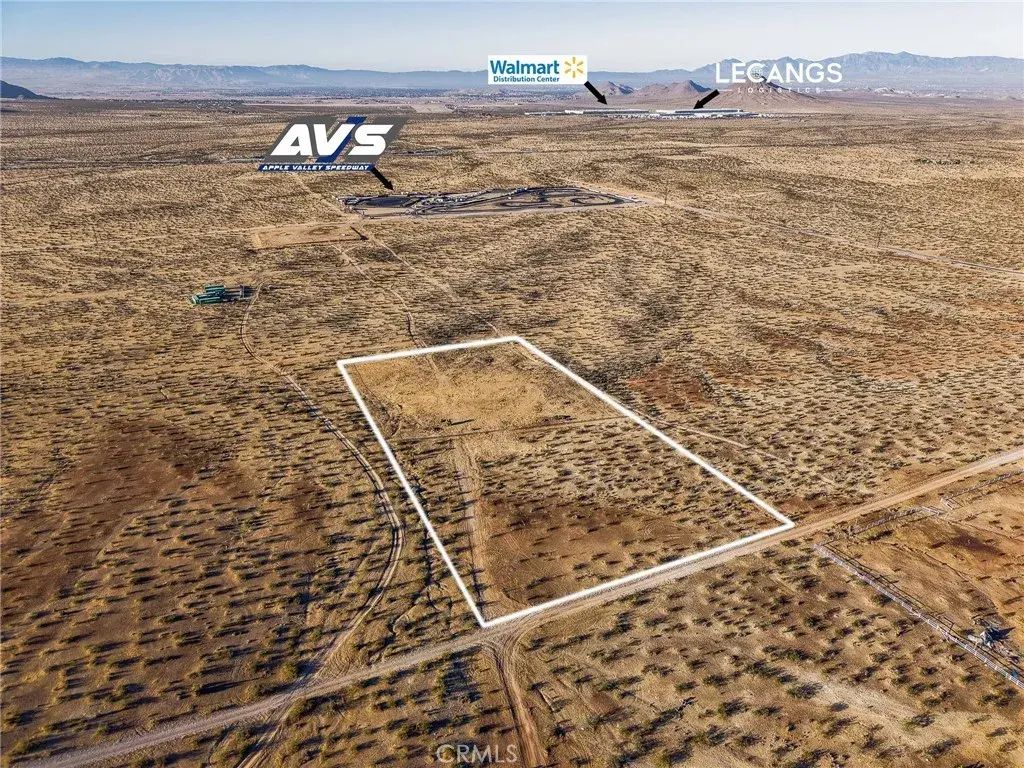 22725 Leaping Lizard, Apple Valley