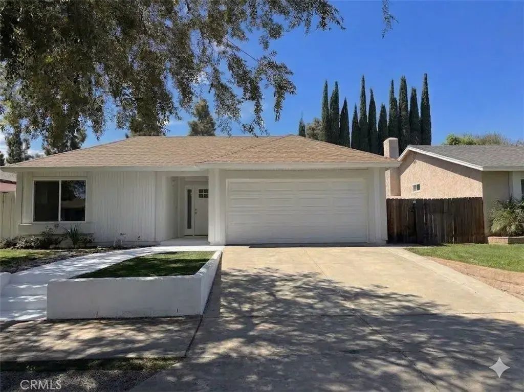 6897 Crest Avenue, Riverside