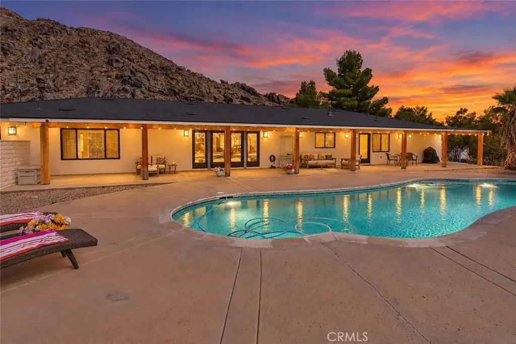 17170 Yucca Road, Apple Valley