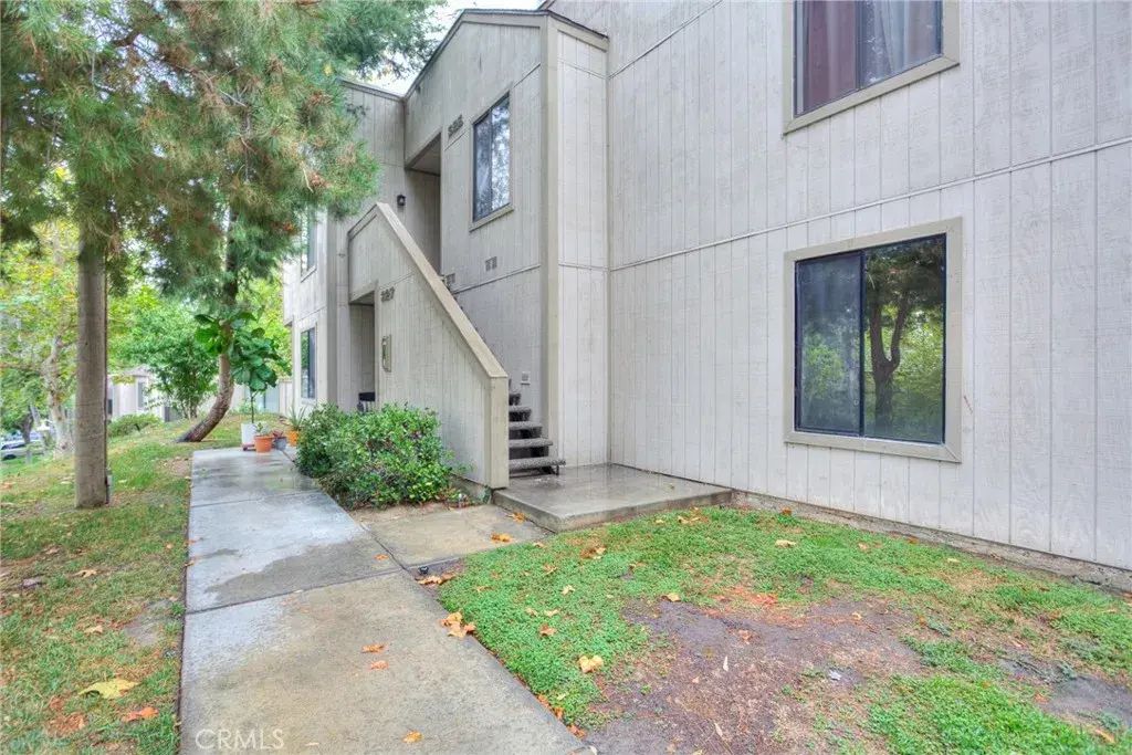 600 Central 328, Riverside