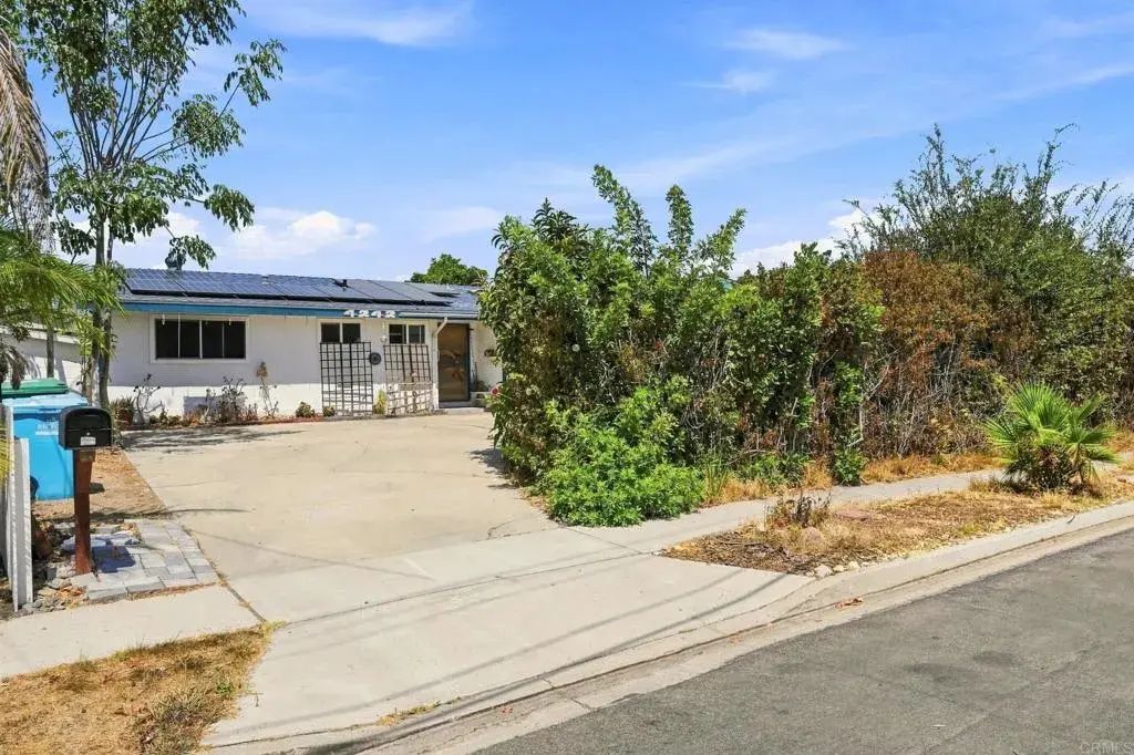 4242 Tolowa St, San Diego