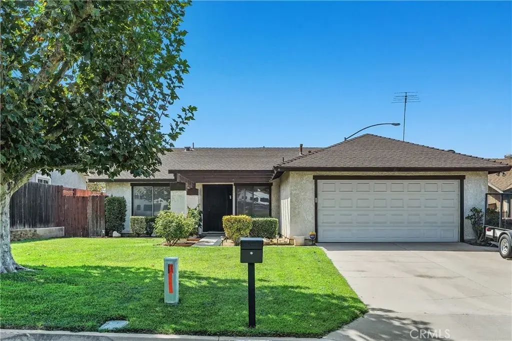 7800 Maria, Riverside