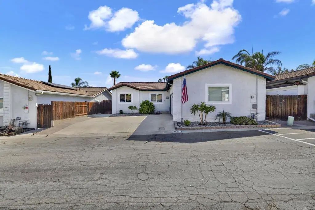 8507 Happy Way N, El Cajon