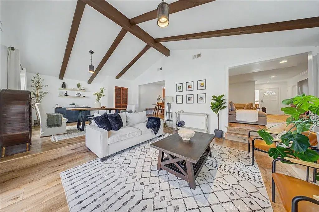 16249 Chatsworth, Granada Hills