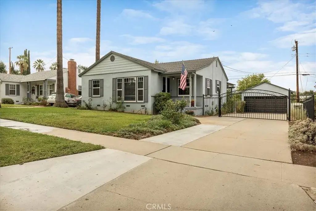 326 Bond, Redlands