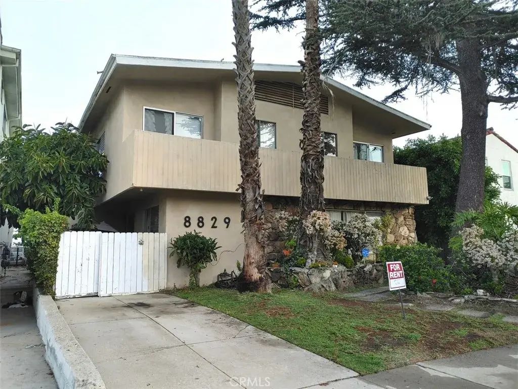 8829 Alcott Street 6, Los Angeles