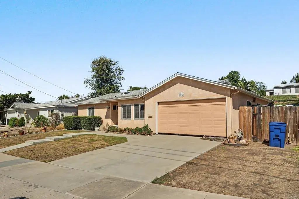 9214 Dalehurst Road, Santee
