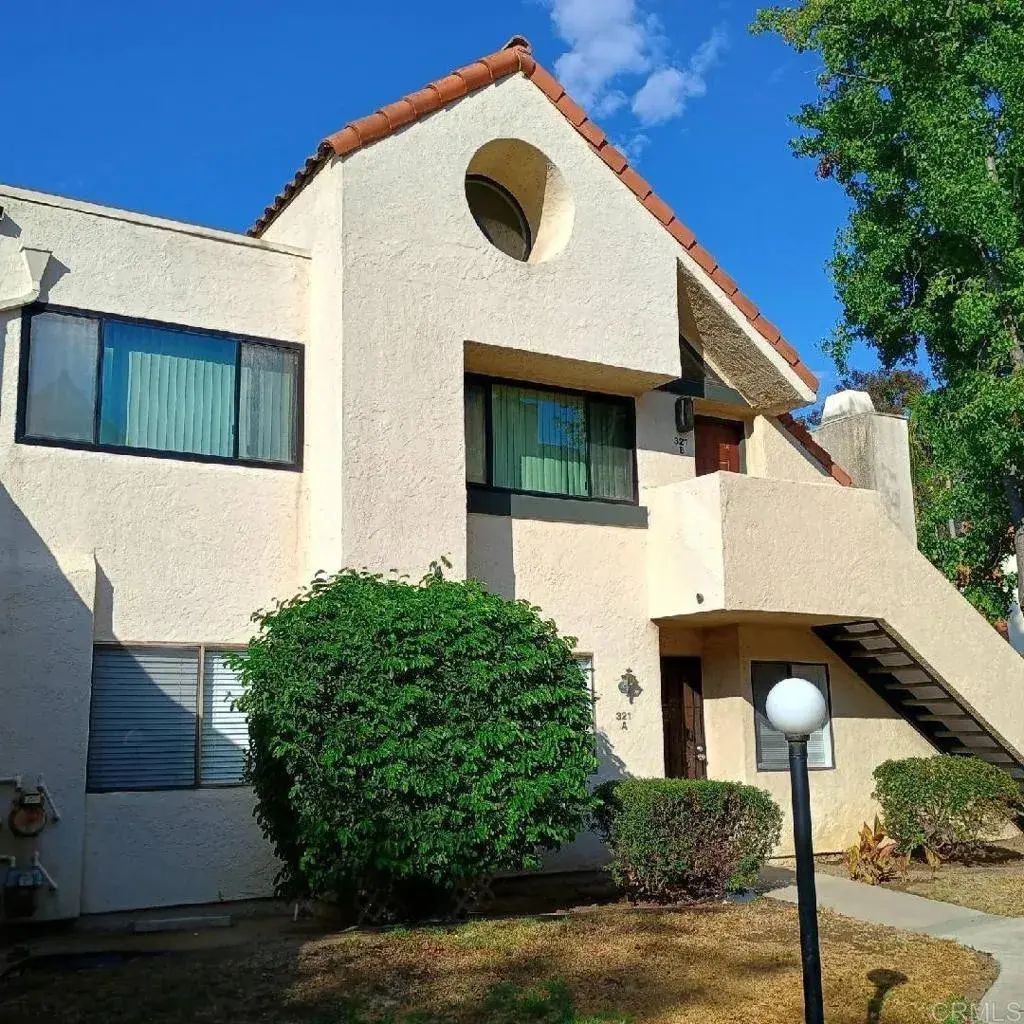 321 N Melrose Drive B, Vista