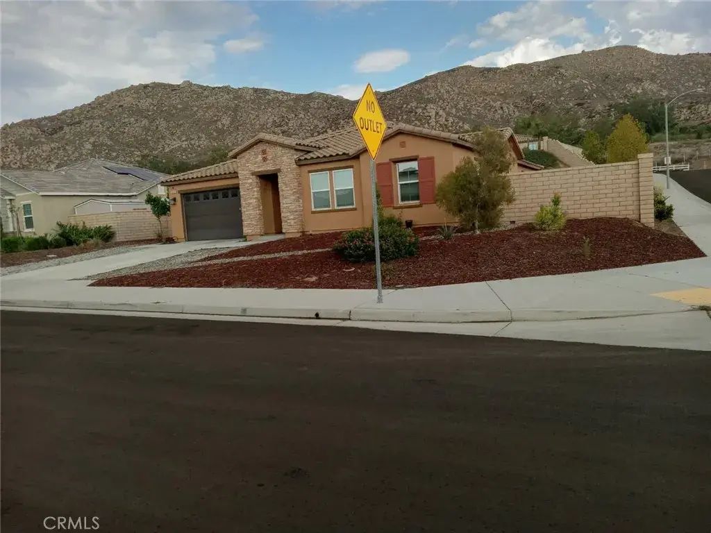 10552 Sunnymead Crest, Moreno Valley