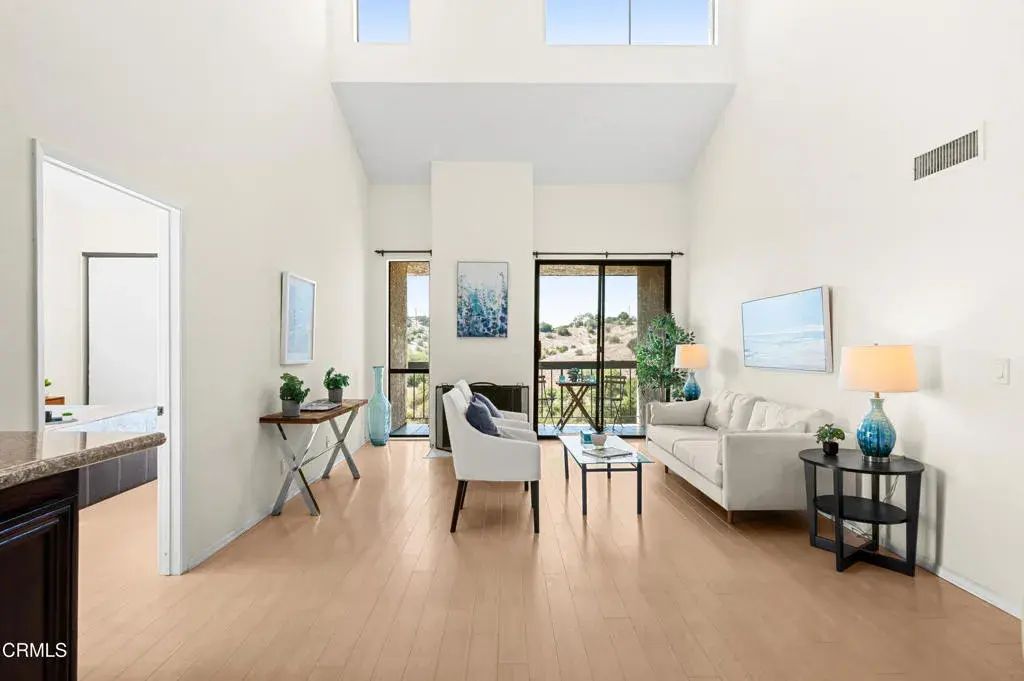 4239 Via Arbolada 308, Los Angeles