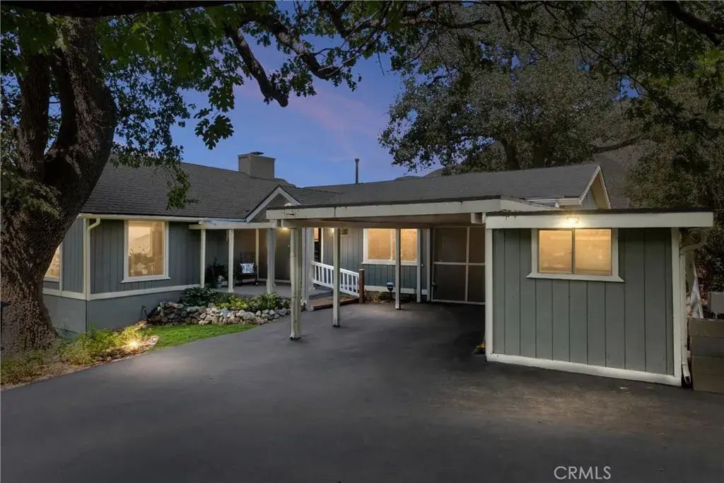 38998 Harris Road, Oak Glen