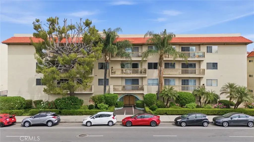 5400 Lindley Avenue 121, Encino