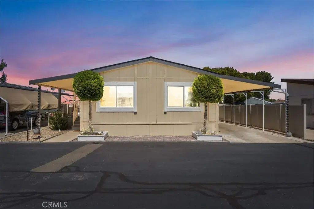 14000 El Evado 100, Victorville