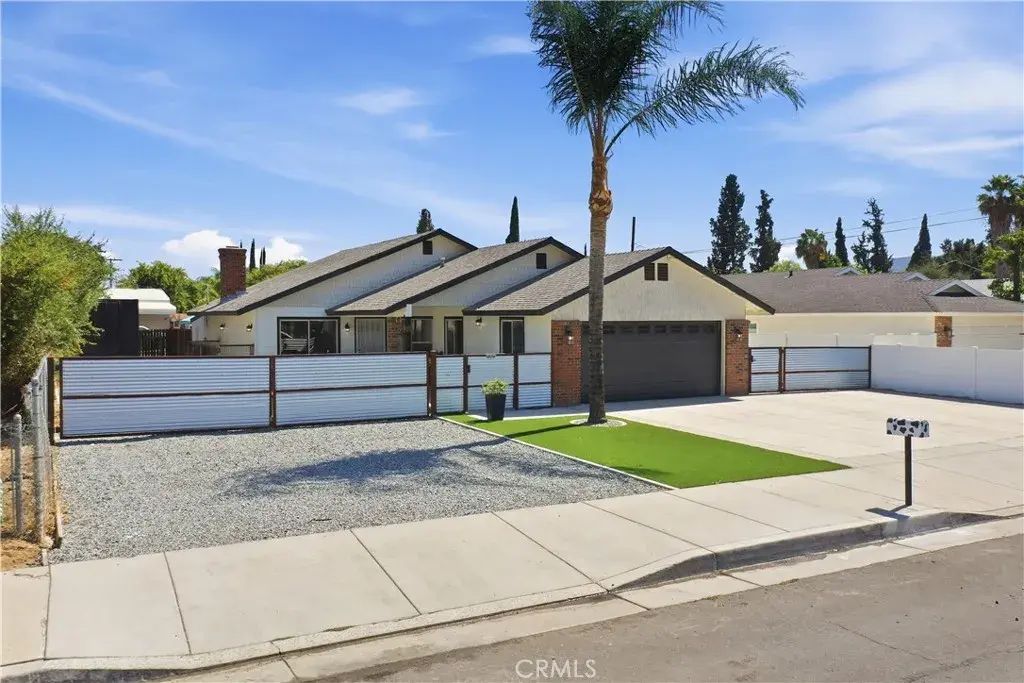 41870 B Street, Murrieta