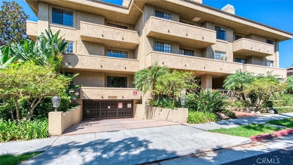 221 S Oak Knoll Avenue 202, Pasadena