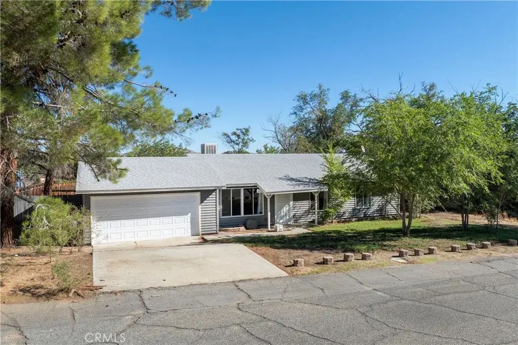 17837 Joshua Grove Avenue, Lake Los Angeles