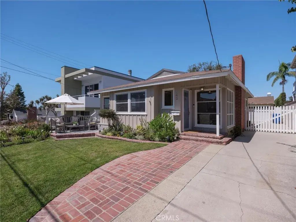 743 26th, Manhattan Beach