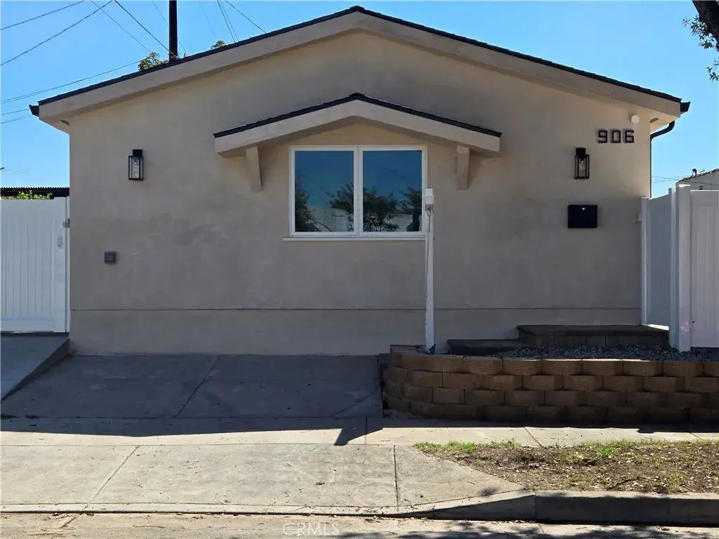 906 Estelle Avenue, Glendale