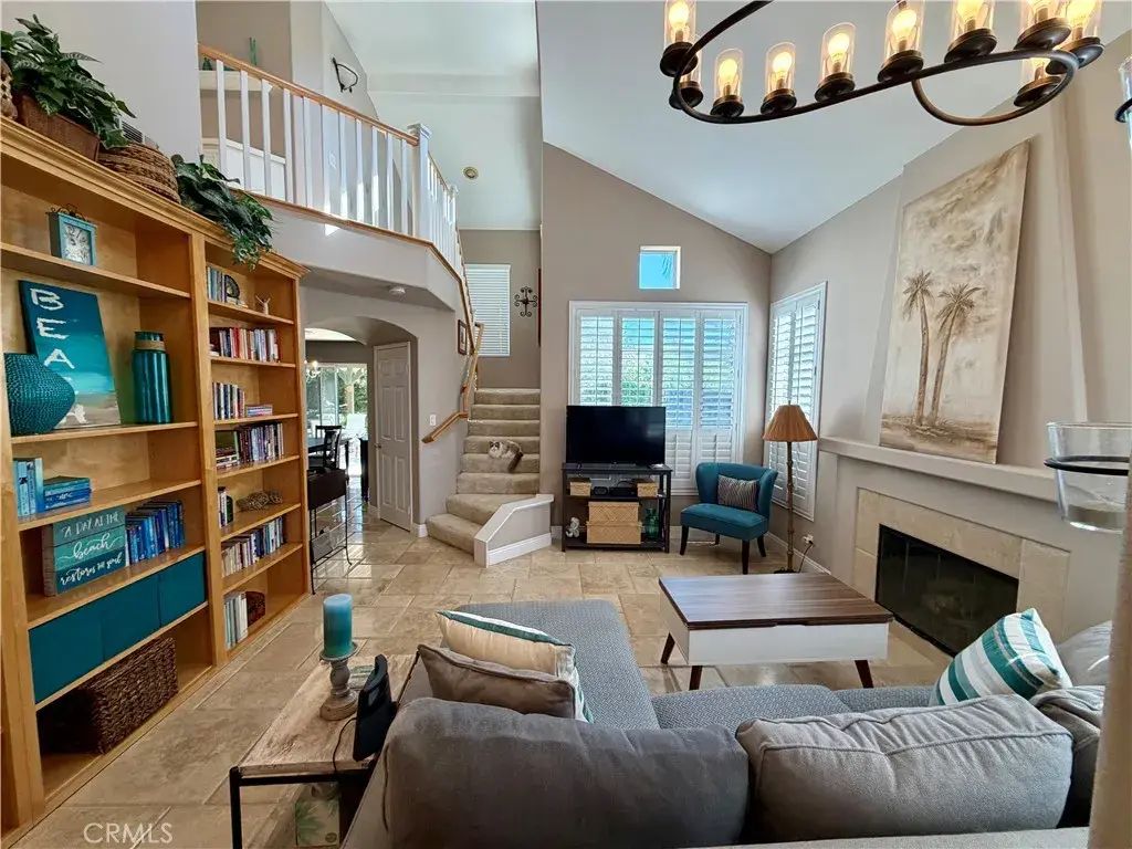 6 Mallorn, Aliso Viejo