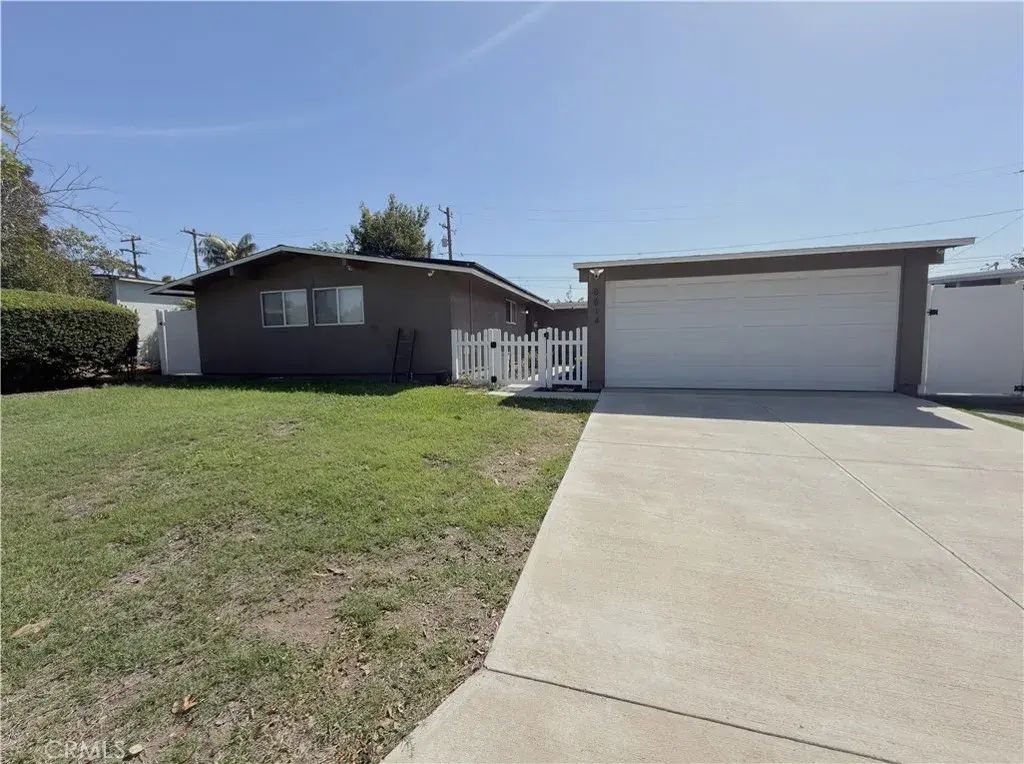 8614 Guilford, Whittier