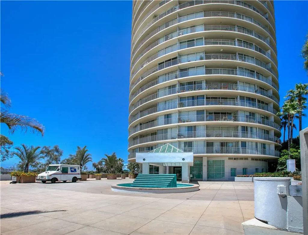 700 E Ocean Boulevard 2703, Long Beach