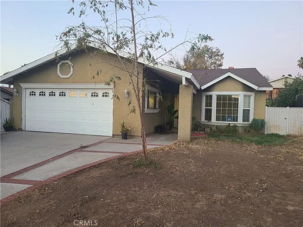 2915 Westchester, Riverside