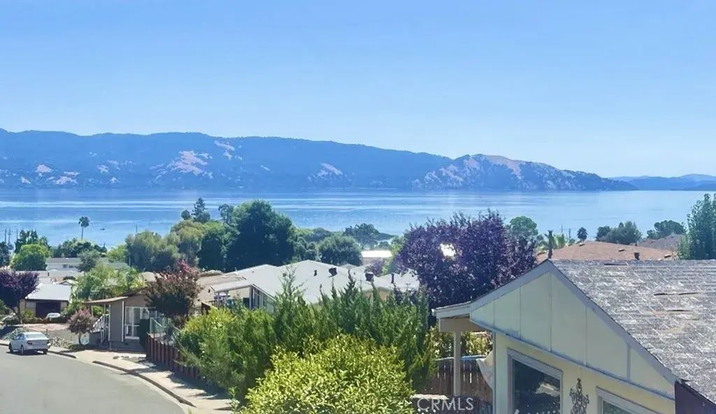 475 Walnut, Lakeport