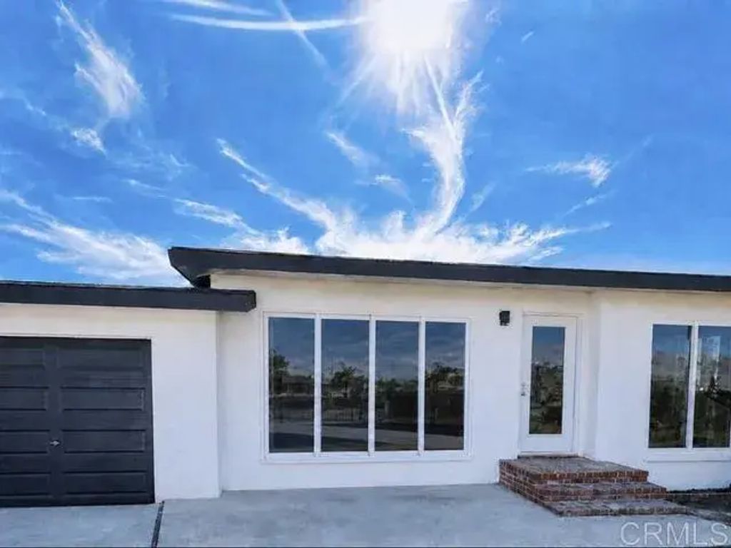 464-68 7th Street, Imperial Beach