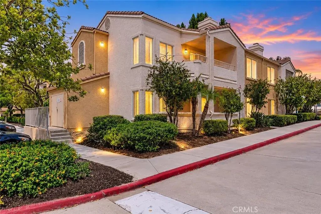 2325 Del Mar Way 108, Corona