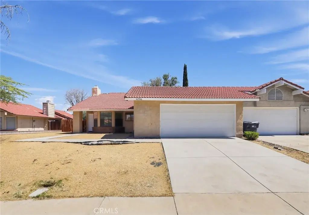 42946 39th Street West, Lancaster