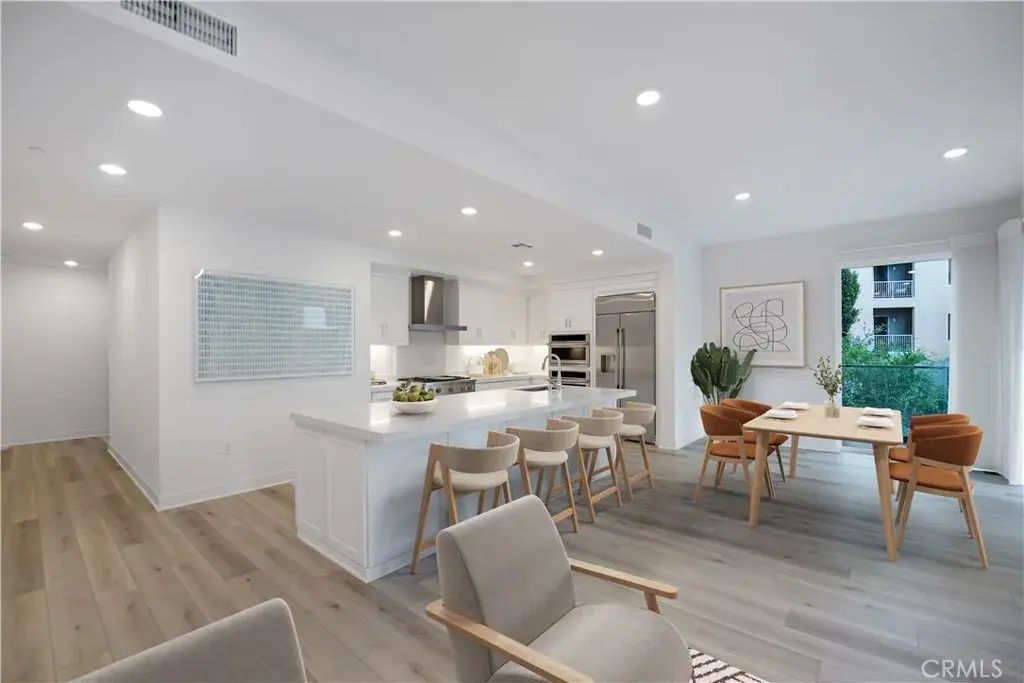 1210 Rivington, Irvine