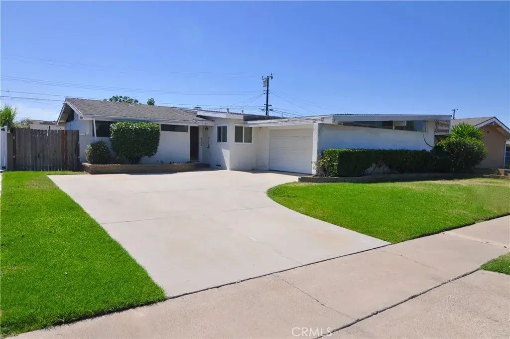 7122 Stahov, Westminster