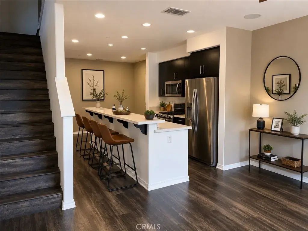 1129 Calle Montana, Montebello