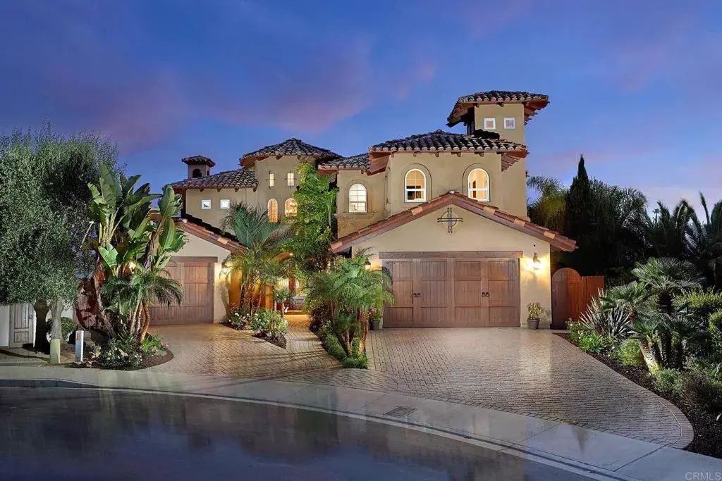 6811 Vianda Court, Carlsbad