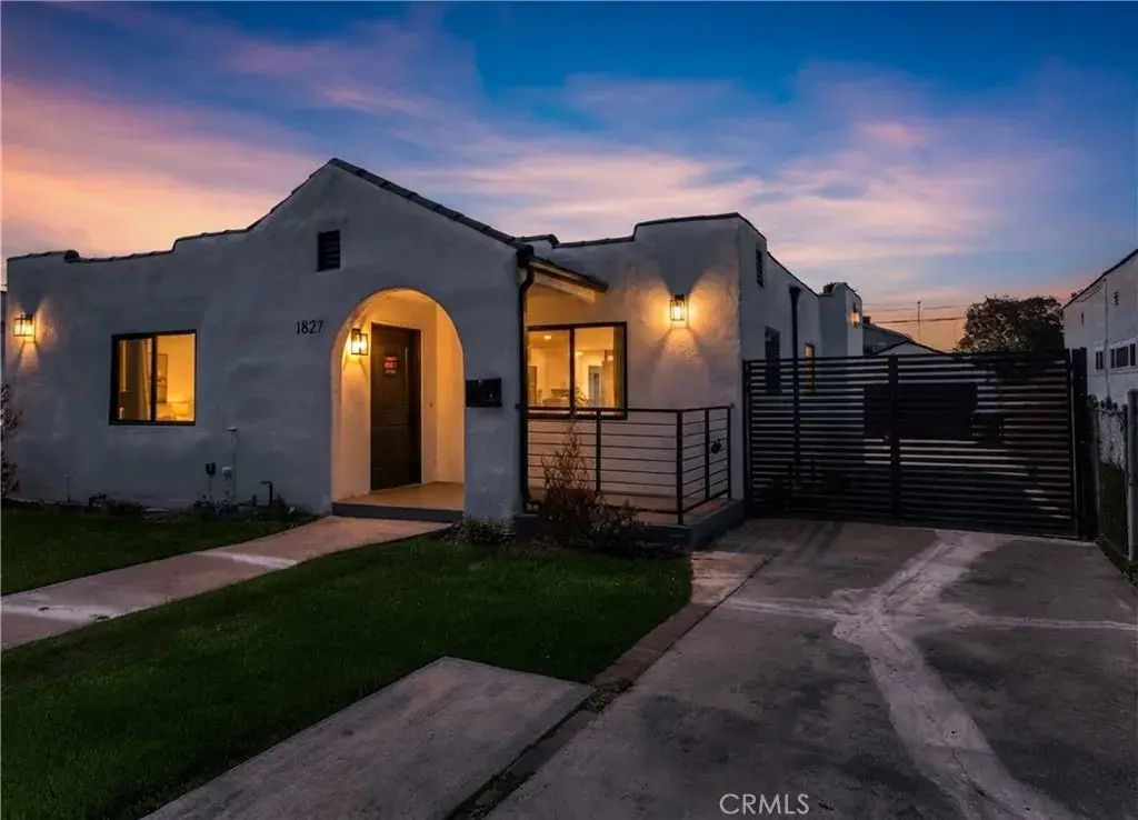 1827 W 76th, Los Angeles