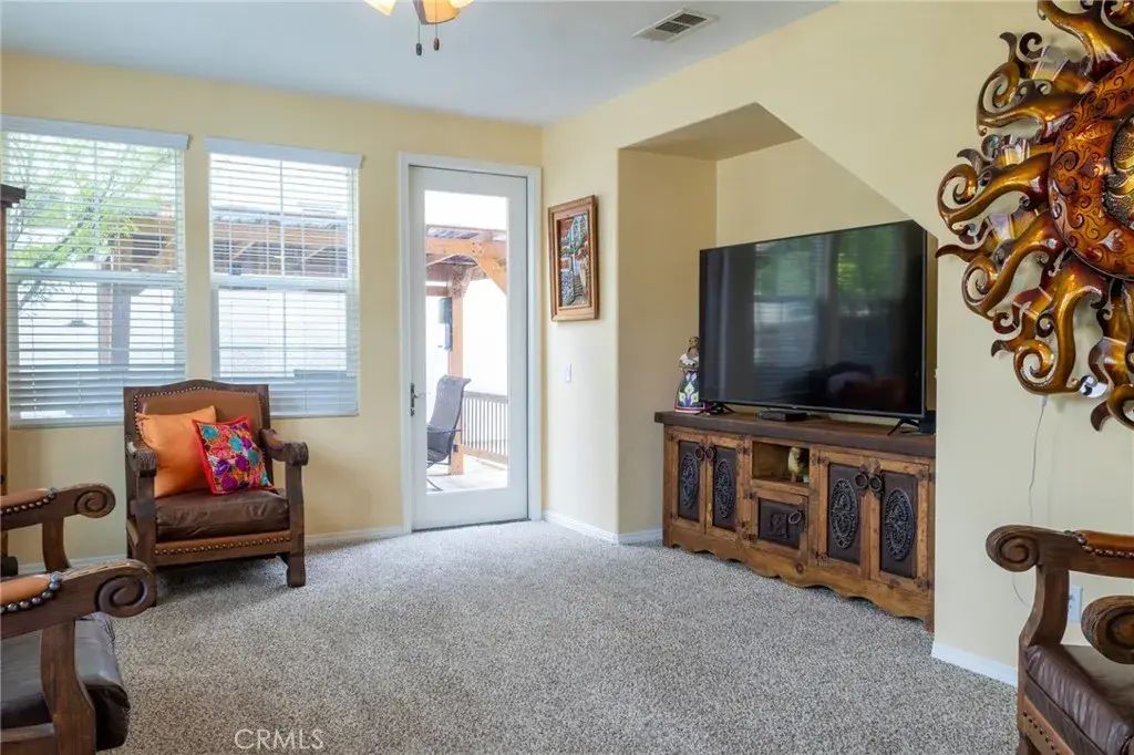 31771 Avenida Del Sol, Castaic