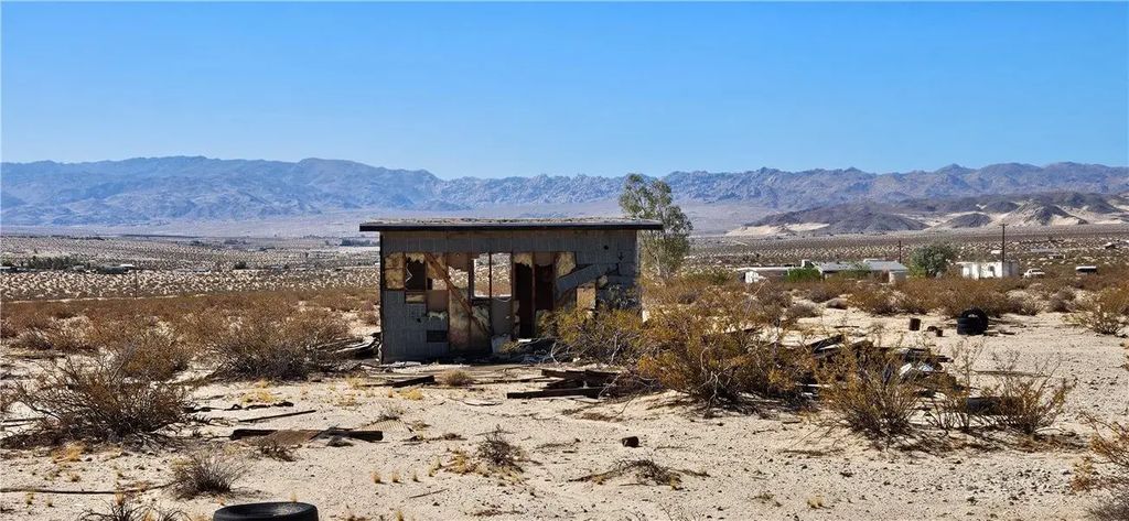 800 Pioneer, 29 Palms