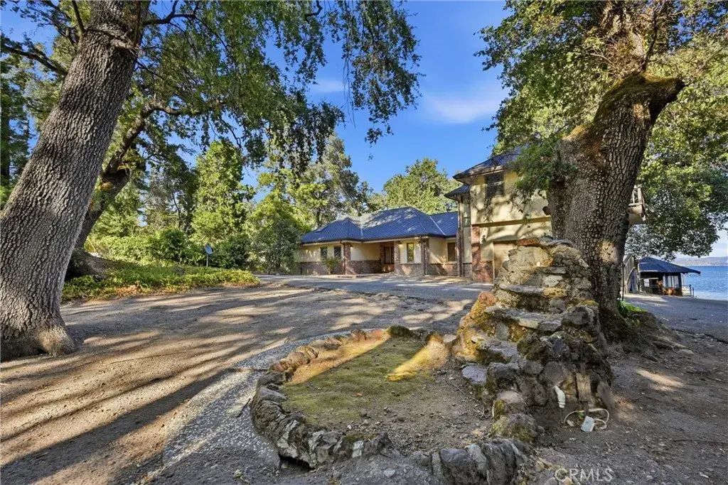 8968 Soda Bay, Kelseyville