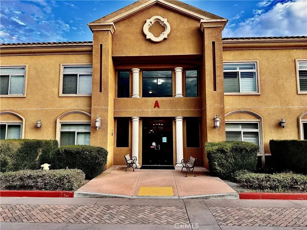 13798 Roswell A258, Chino