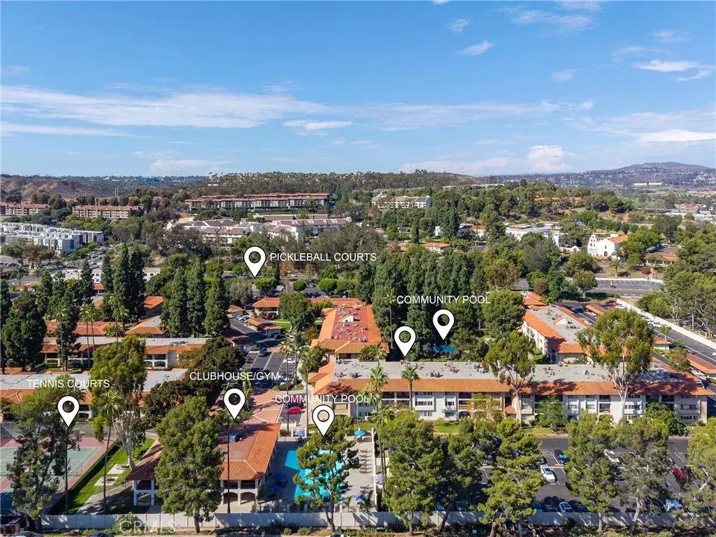 10737 San Diego Mission Road 106, MISSION VALLEY