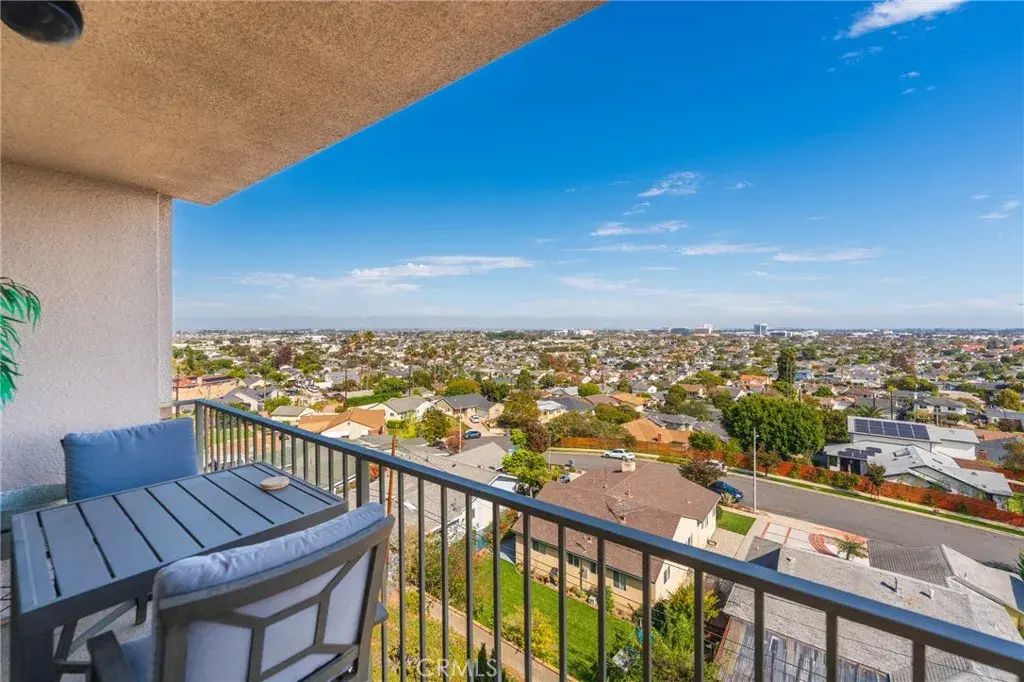 1108 Camino Real 407, Redondo Beach