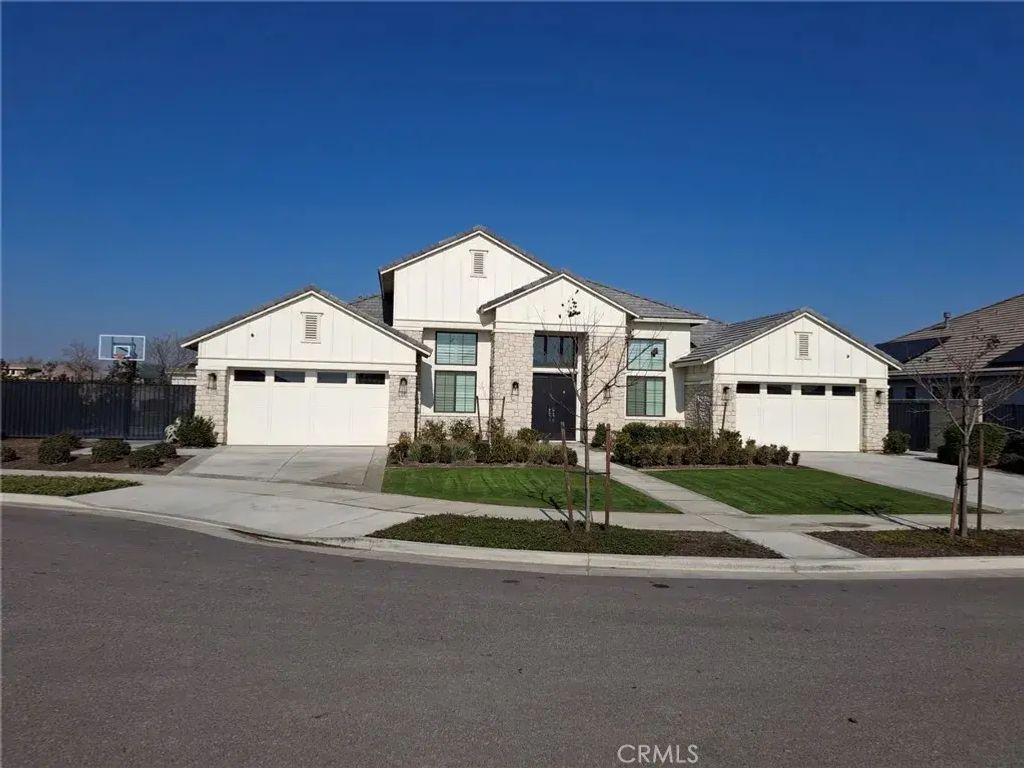 12322 Champlin Place, Bakersfield