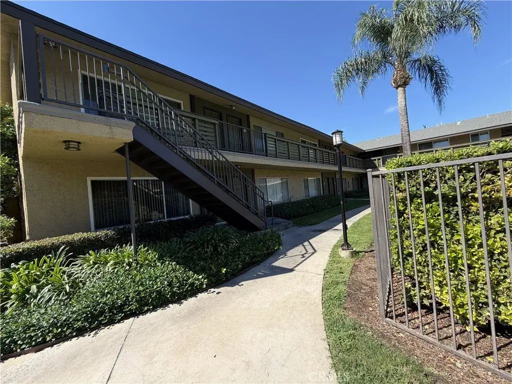 1430 W Lambert Road 382, La Habra