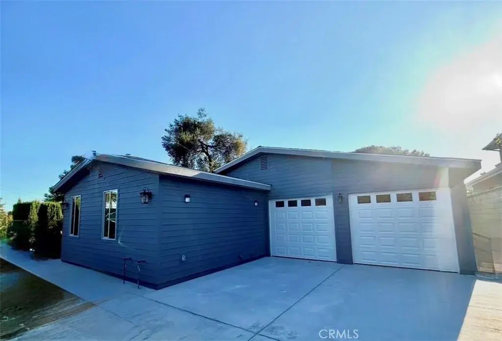 317 N Shamrock 2, Monrovia