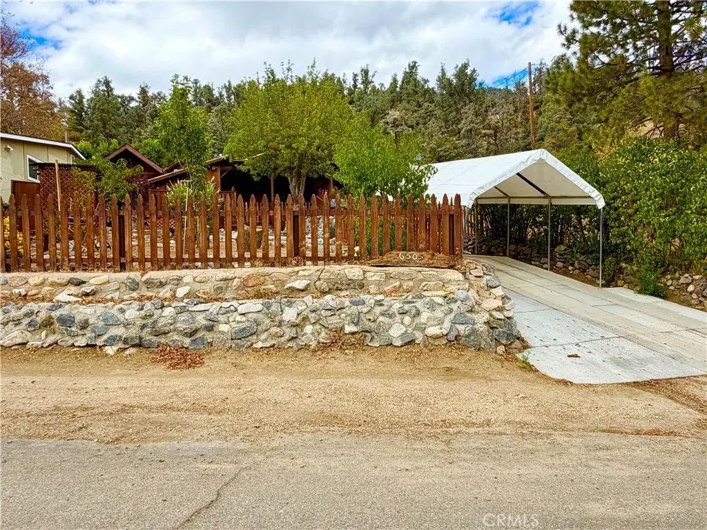6505 Ivins, Frazier Park