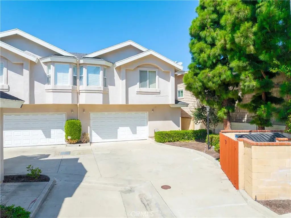 2239 Pacific, Costa Mesa