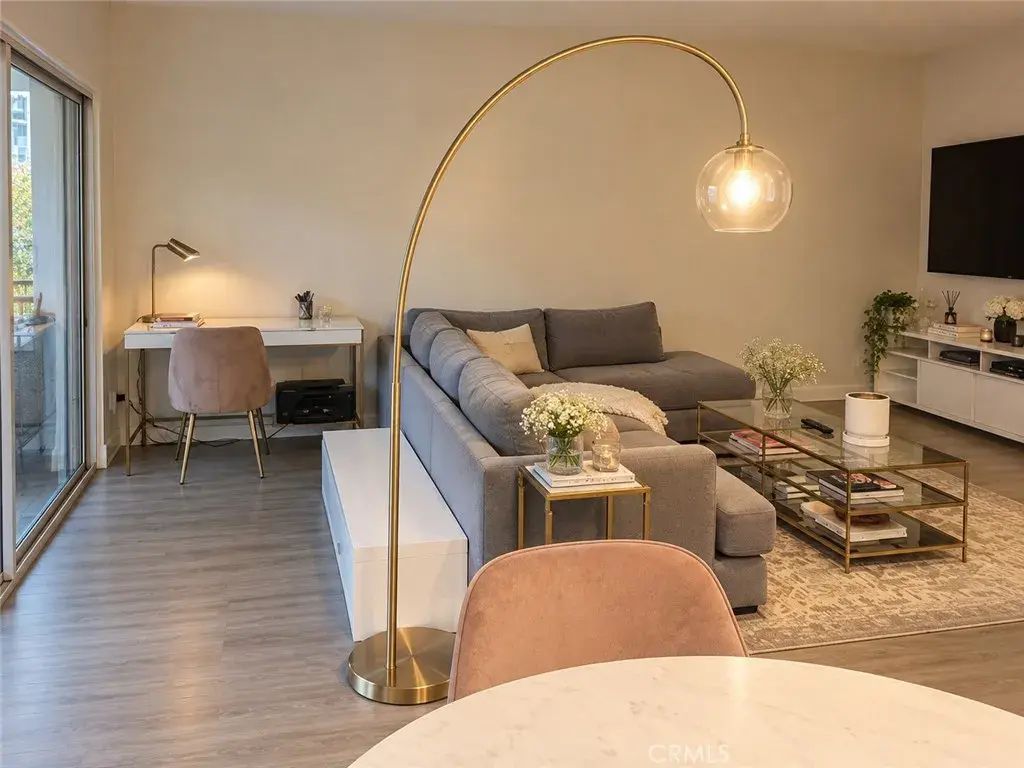 1131 Alta Loma Road 232, West Hollywood