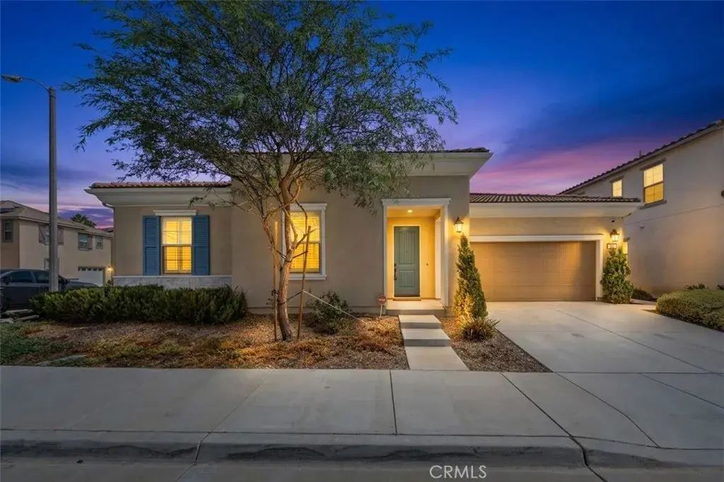 493 N Pinewood Avenue, Rialto