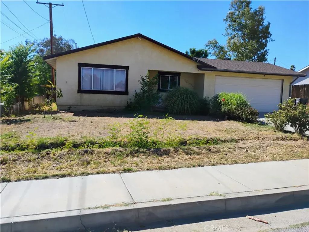 321 Park, Banning