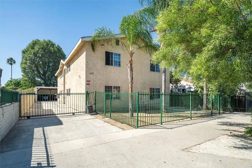 14212 Vanowen Street, Van Nuys